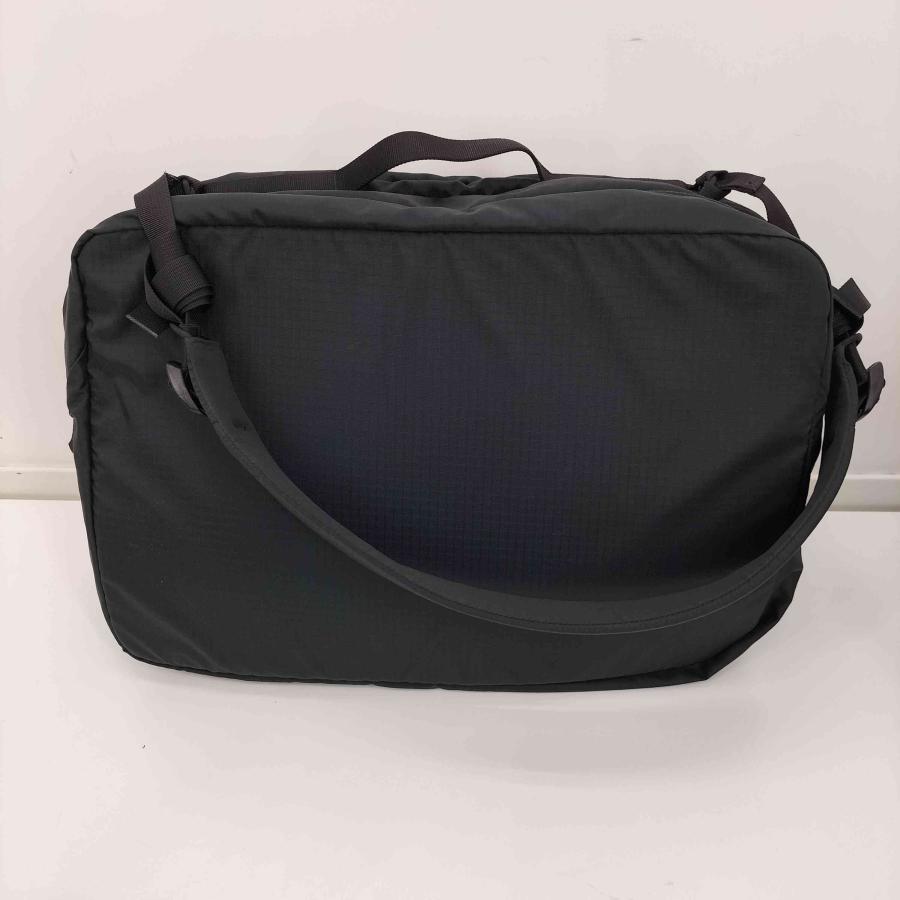 ARC'TERYX ION GEAR ORGANIZE新品未使用 Arc'teryx Ion Gear Organizer at Coquitlam Centre in