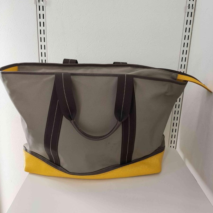 COACH ウィークエンドトート　大型 COACH（コーチ） ウィークエンド トートバッグ レディース 表記無 中古