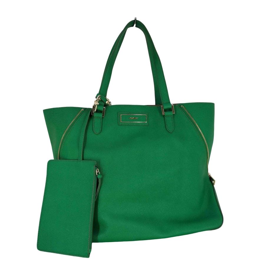 DKNY（ダナ・キャラン・ニューヨーク） 2WAY ロゴチャーム レザー