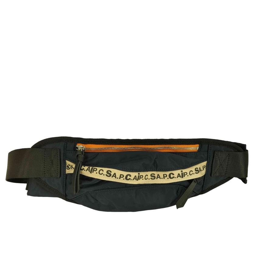 A.P.C.(アーペーセー) ボディバッグ メンズ 表記無 【中古】【ブランド古着バズストア】 A.P.C.（アーペーセー） ボディバッグ メンズ 表記無 中古 古着 0331
