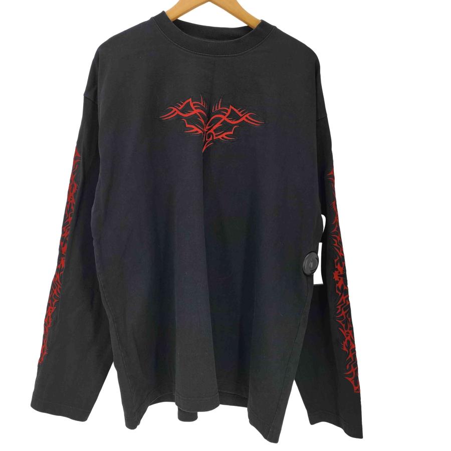 VETEMENTS(ヴェトモン) 21SS Tribal L/S  T-shirt トライバル 刺繍 長袖 カットソー  ロンT メンズ import：S 【中古】【ブランド古着バズストア】 VETEMENTS（ヴェトモン） 21SS Tribal L/S T-shirt トライバル 刺繍