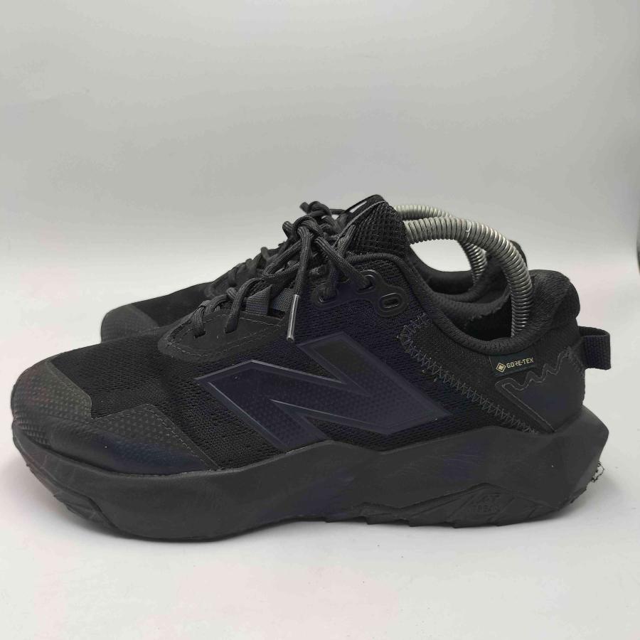 スニーカー ブラック B12 CRIMP MOCC スニーカー 靴 スウェード メンズ ブラック系 【中古】 New Balance（ニューバランス） GORE-TEX ゴアテックス スニーカー
