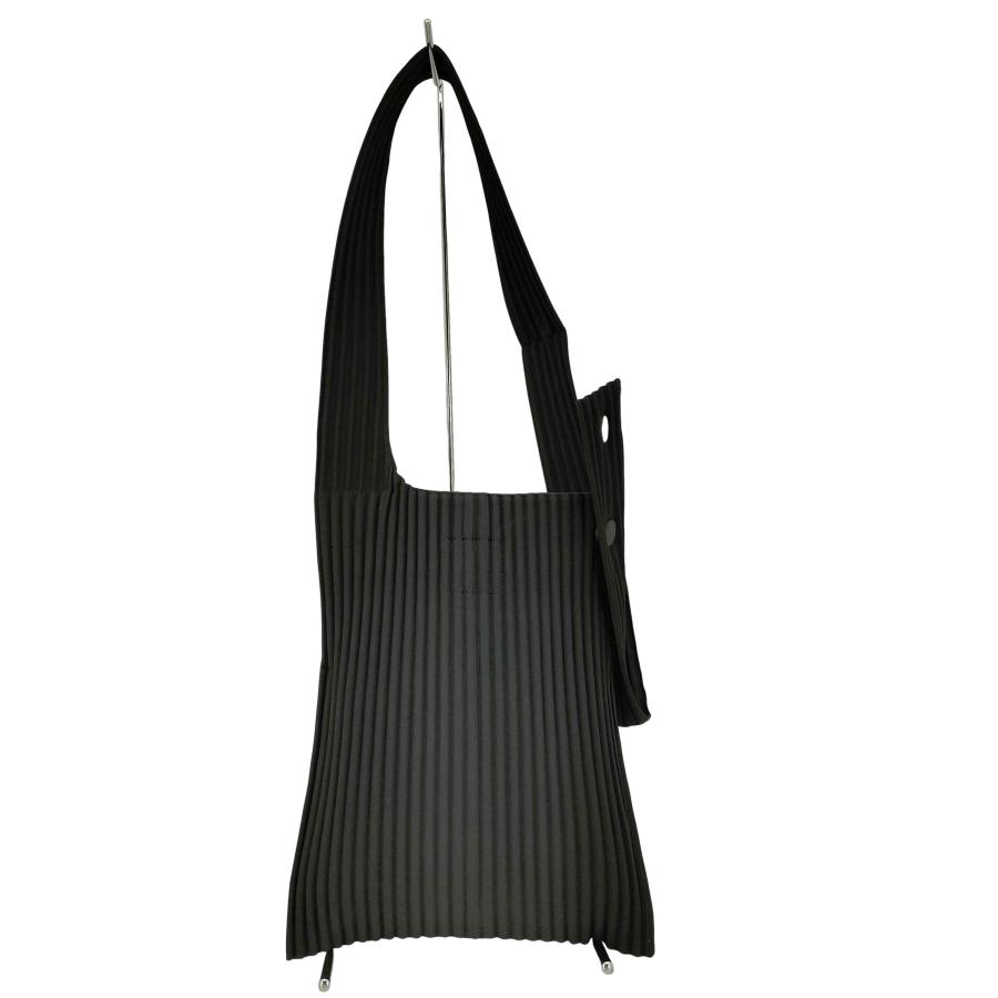 HOMME PLISSE ISSEY MIYAKE MIYAKE(オムプリッセイッセイミヤケ
