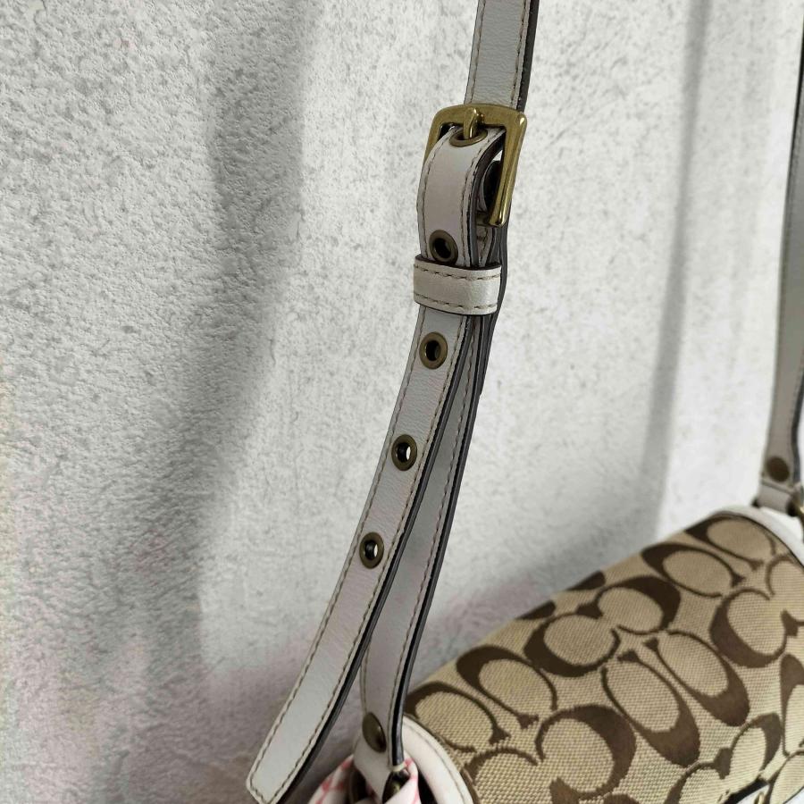 COACH（コーチ） シグネチャー ショルダーバッグ スカーフ付