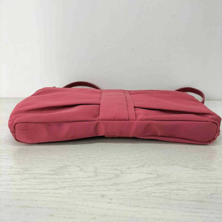 未使用タグ付き♡トッカ大人可愛いリボンショルダーバッグ♡ TOCCA（トッカ） ショルダーバッグ バッグ BICOLOR RIBBON POCHETTE