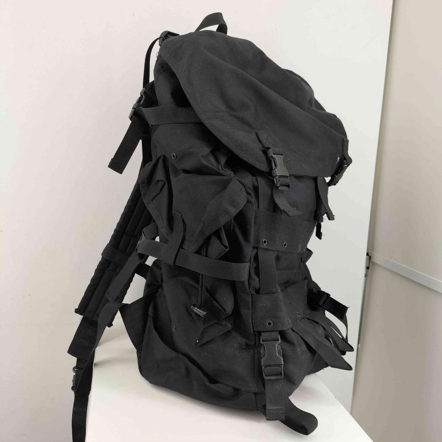 USED古着(ユーズドフルギ) マルチポケット ミリタリーバックパック メンズ 表記無 中古 古着 0626