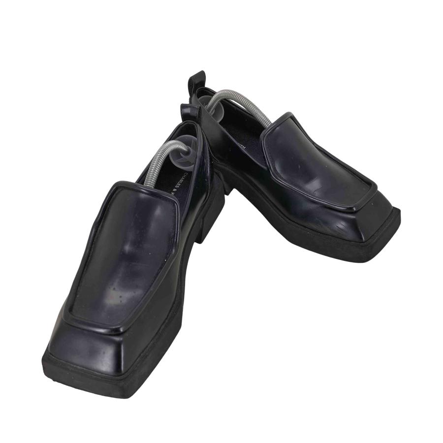 CHARLES&KEITH(チャールズアンドキース) Lorde ロード スクエアトゥローファー レデ 中古 古着 0143｜ブランド古着販売のBAZZSTORE
