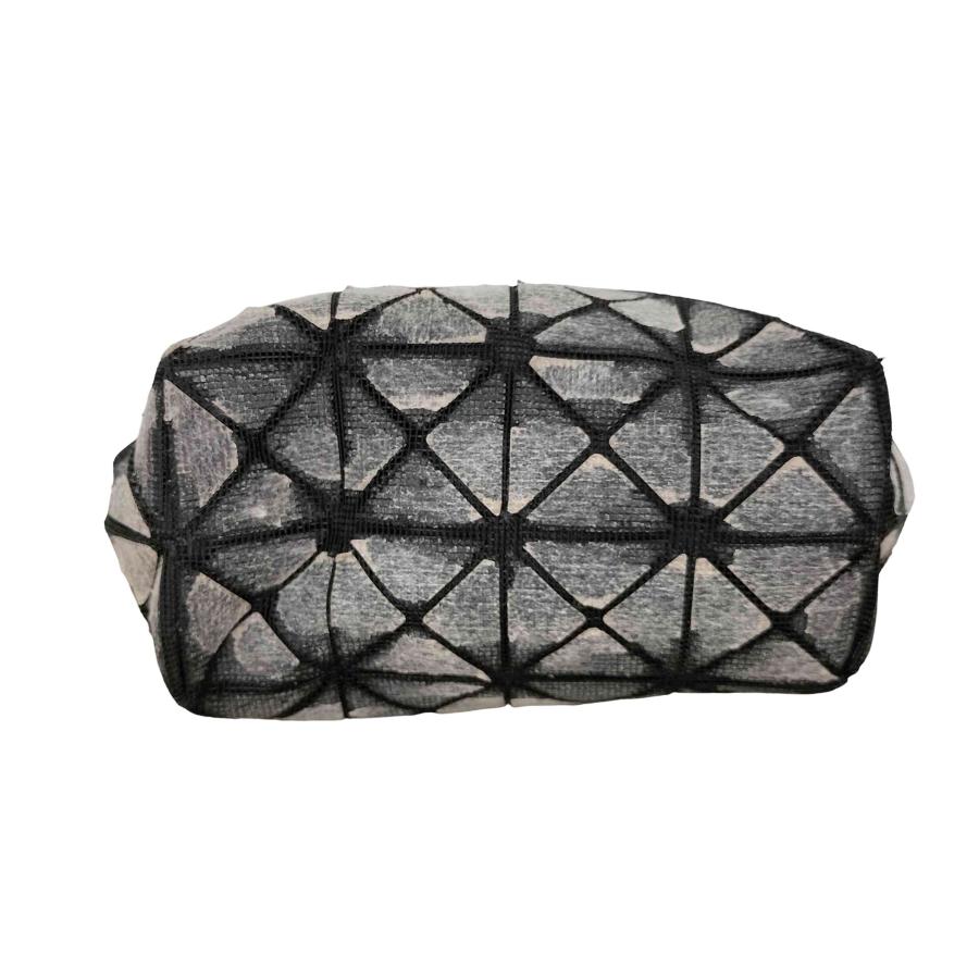 BAOBAO ISSEY MIYAKE ジオメトリックポーチ BAO ISSEY MIYAKE MIYAKE(バオバオイッセイミヤケ) ジオメトリック