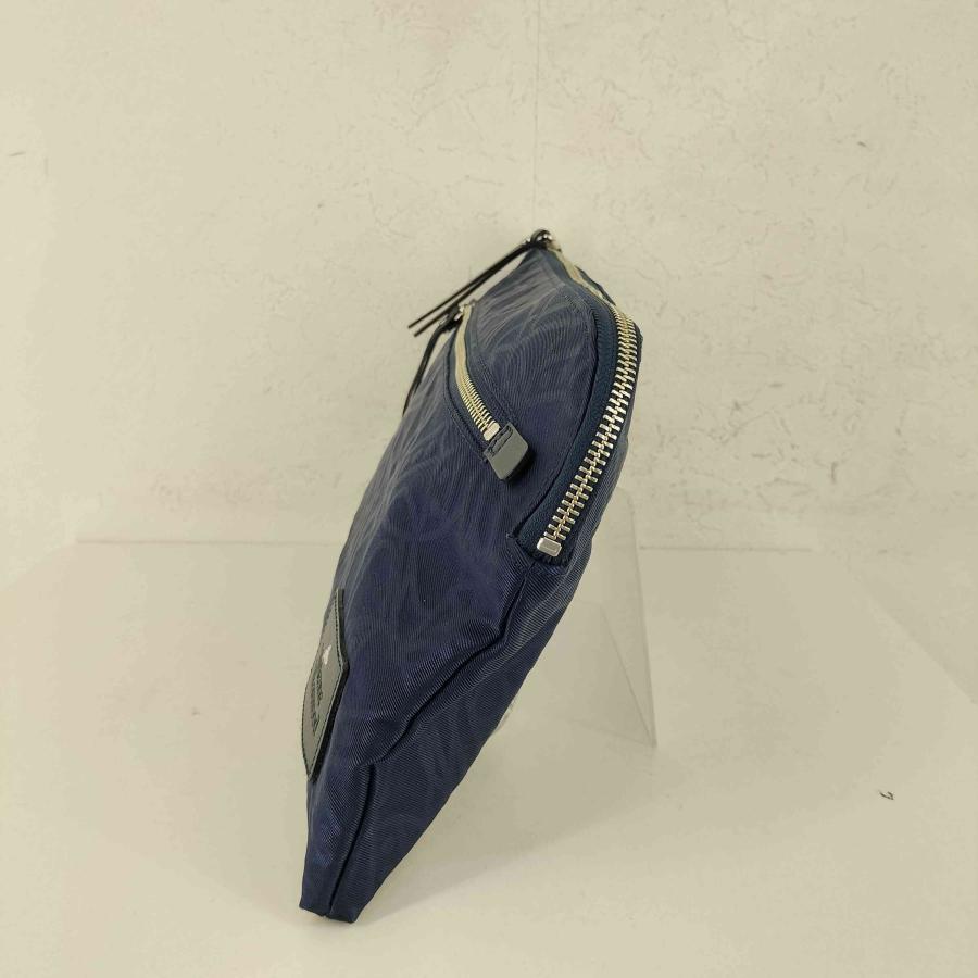 Vivienne Westwood（ヴィヴィアンウエストウッド） ORB エンボス加工