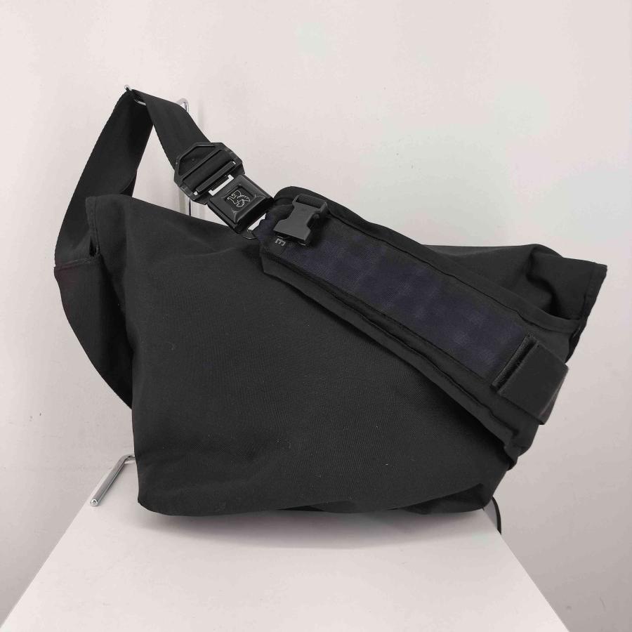 【値下げ】【中古美品】CHROME メッセンジャーバッグ ブラック CHROME（クローム） ロゴプレート メッセンジャーバッグ メンズ 表記無