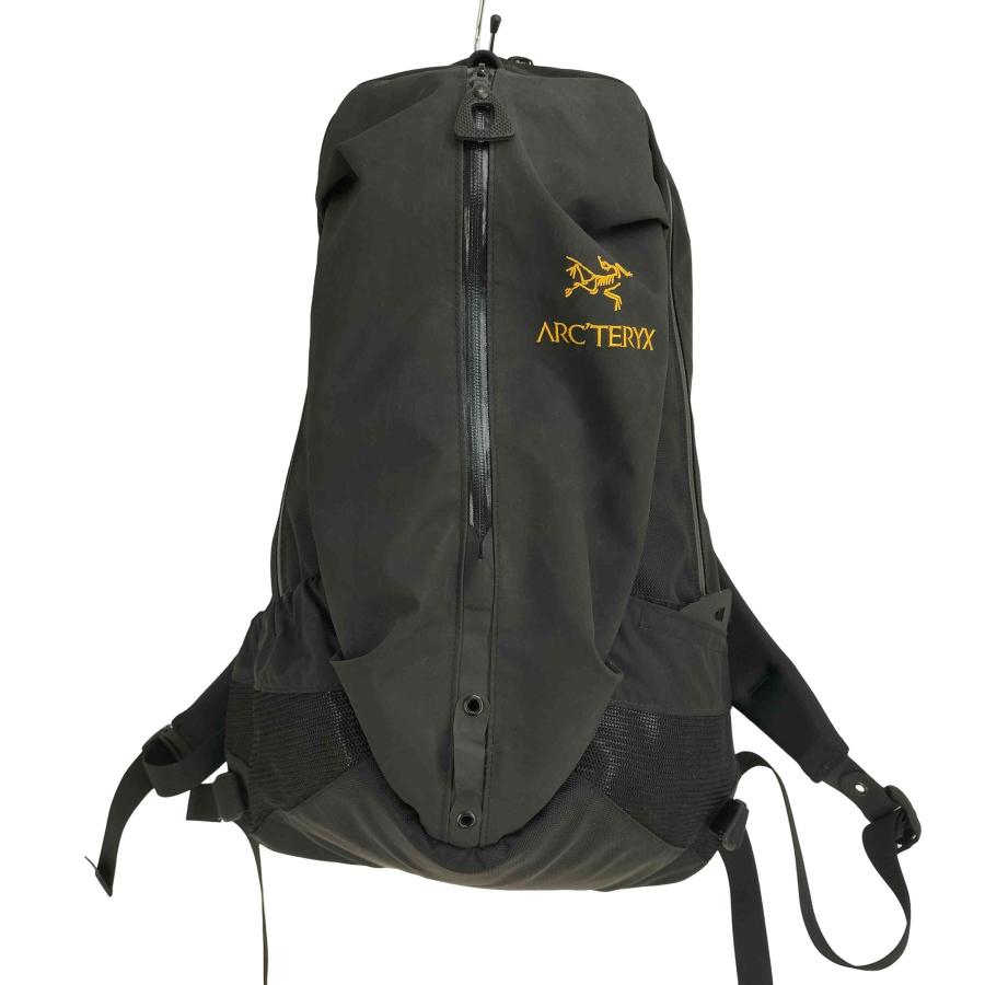 美品国内正規品　アークテリクス ARRO 22 アロー22 ゴールド　ブラック ARC'TERYX（アークテリクス） ARCTERYX(アークテリクス) ARRO22 アロー
