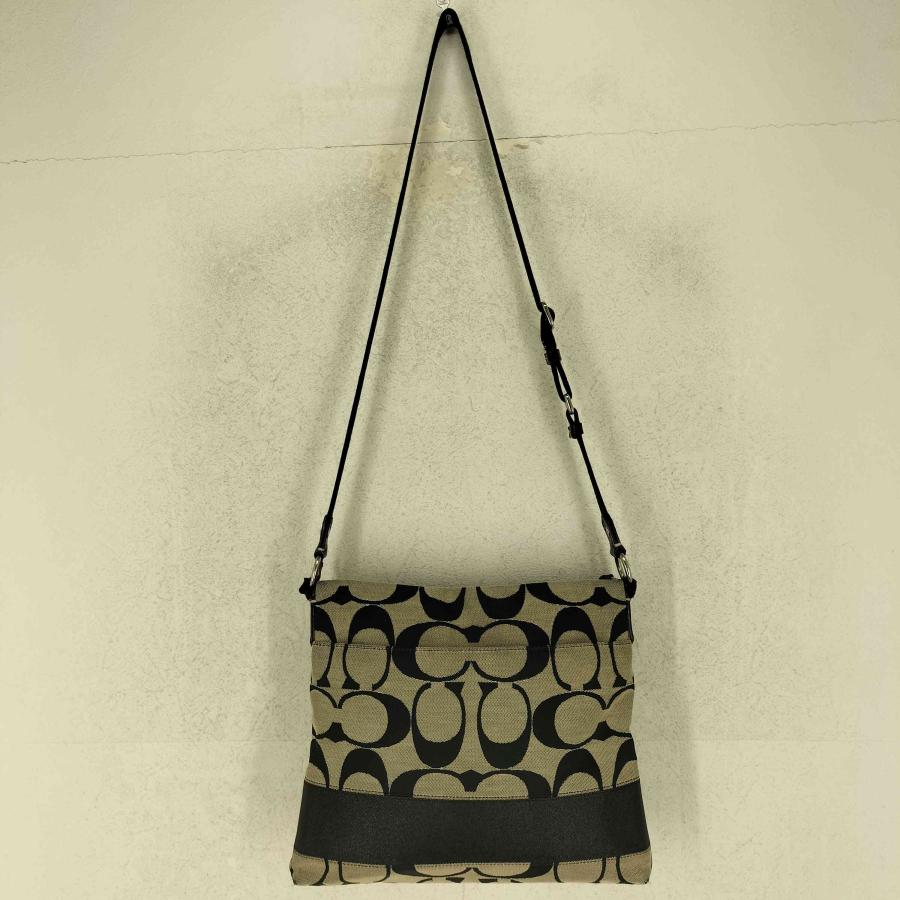 COACH ショルダーバッグ　美品 COACH（コーチ） シグネチャー ショルダーバッグ signature shoulder