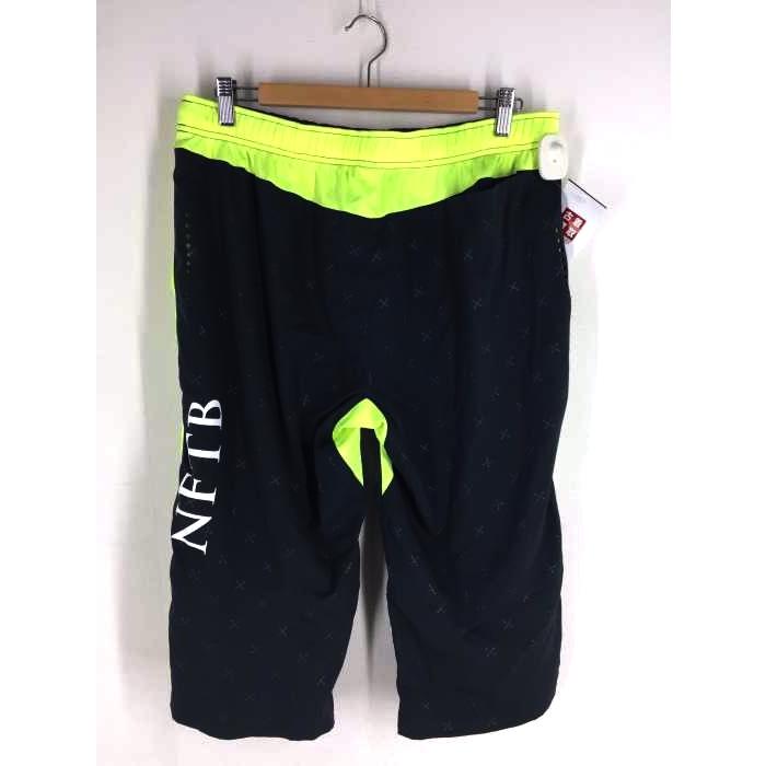 ナイキ Nike Nftb ジャージセットアップ メンズ Xl 中古 ブランド古着バズストア 0904 ブランド古着販売のbazzstore 通販 Yahoo ショッピング