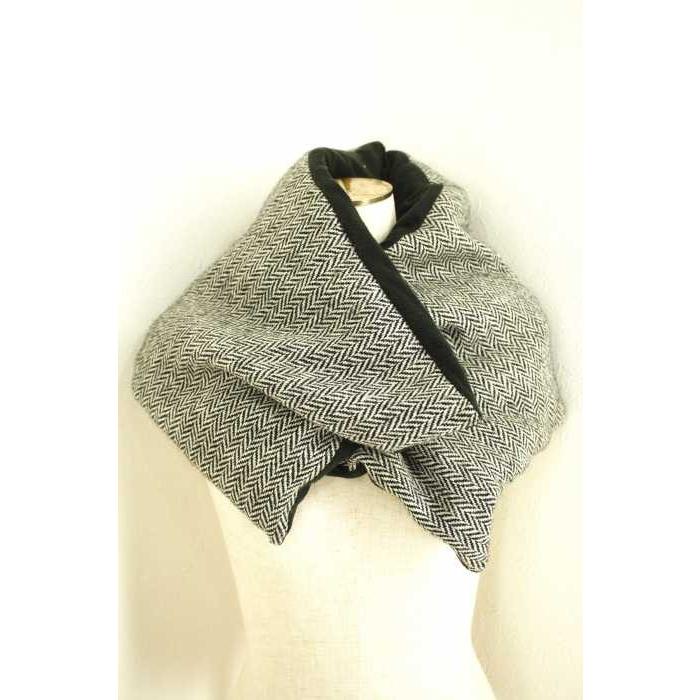 ファセッタズム Facetasm スヌード レディース サイズ表記無 ツイード 中古 ブランド古着バズストア ブランド古着販売のbazzstore 通販 Yahoo ショッピング