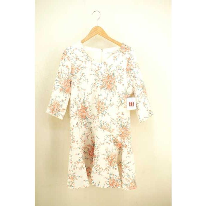 マーキュリーデュオ Mercuryduo ワンピース レディース サイズfree ダブルクロスブーケフラワーミニワンピース 中古 ブランド古着バズスト ブランド古着販売のbazzstore 通販 Yahoo ショッピング