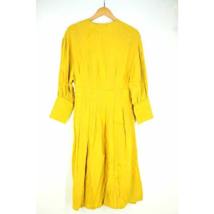 ベルシュカ Bershka シャツワンピース レディース サイズm L ノーカラー プリーツ 中古 ブランド古着バズストア ブランド古着販売のbazzstore 通販 Yahoo ショッピング