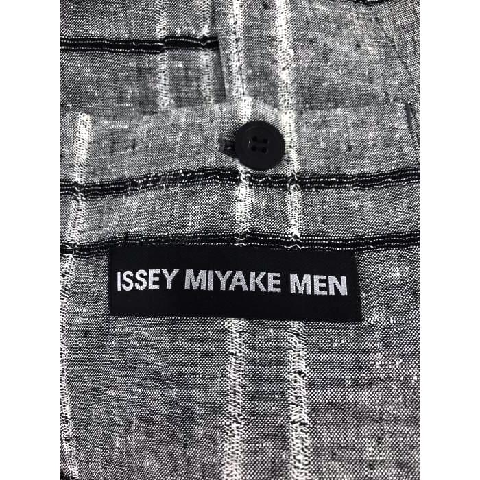 Issey Miyake Men イッセイミヤケメン 20aw Mitsuke Me03fj031 長袖シャツ 1 コットン ネイビー ストライプ セカンドストリート 衣類 家具 家電等の買取と販売ならセカンドストリート お問い合わせ番号 2336280210234
