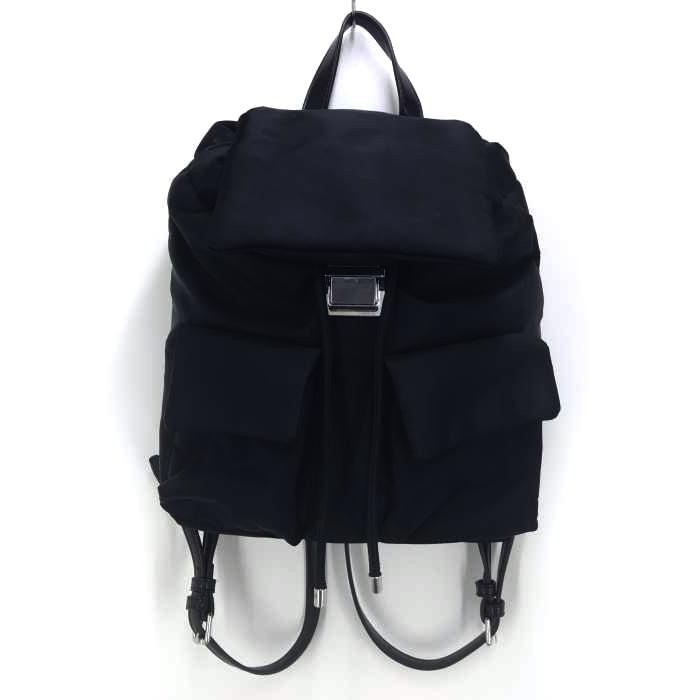 ザラ Zara ミニポケットバックパック レディース 中古 ブランド古着販売のbazzstore 通販 Yahoo ショッピング