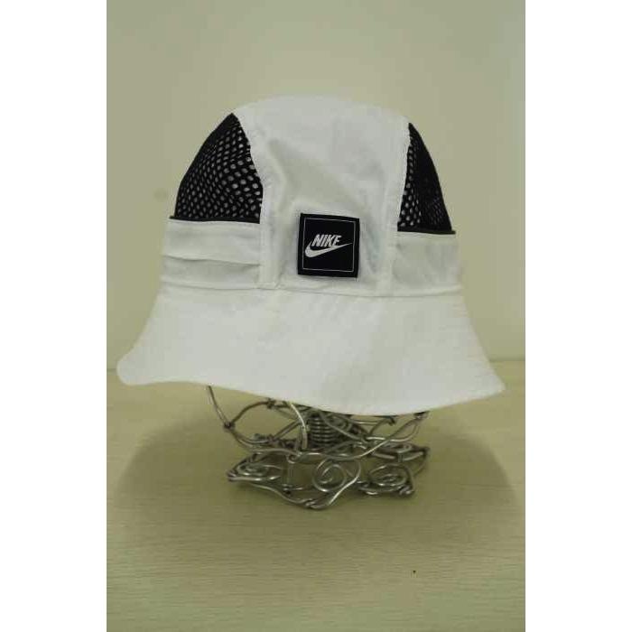 ナイキ Nike Bucket Mesh Cap バケットハット レディース M 中古 ブランド古着販売のbazzstore 通販 Yahoo ショッピング