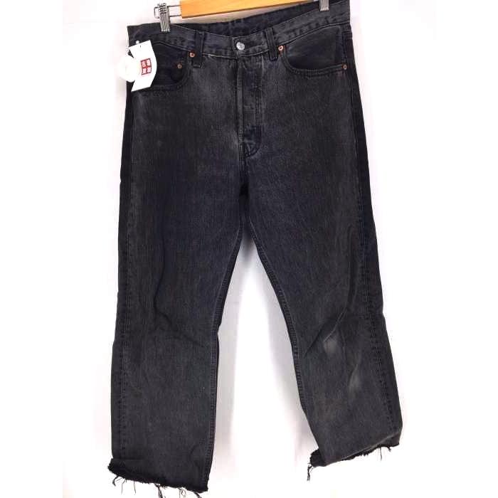 リーバイス Levi S 524工場 切りっぱなしデニムパンツ メンズ 33 中古 2103 ブランド古着販売のbazzstore 通販 Yahoo ショッピング