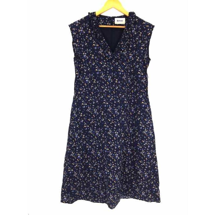 レディース ワンピース ビームスボーイ Beams Boy 花柄vネックワンピース 中古 ブランド古着バズストア 0219 ブランド古着販売のbazzstore 通販 Yahoo ショッピング