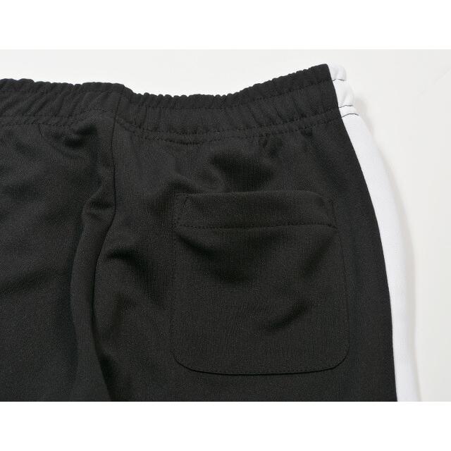 黒いポリエステルパンツ 赤ライン入り 6番 JAPAN 黒いポリエステルパンツ 赤ライン入り 6番 JAPAN 黒いポリエステル