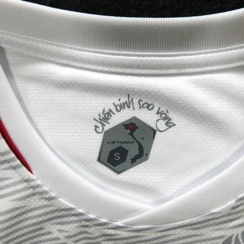 サッカーベトナム代表　ホームオーセンティックユニホーム&ゲームパンツ サッカーベトナム代表 ホームオーセンティックユニホーム&ゲームパンツ