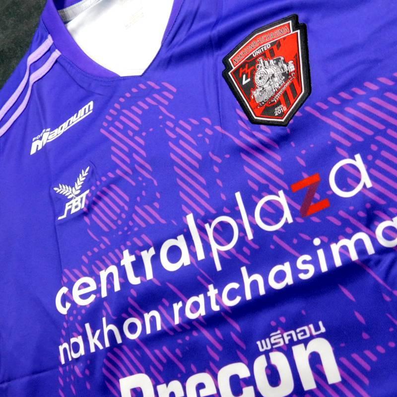 ナコーンラーチャシーマユナイテッド　20　アウェイ　半袖　ユニフォーム　FBT　2020シーズン(正規品/メール便可/メーカーコード12F1129) |  | 01
