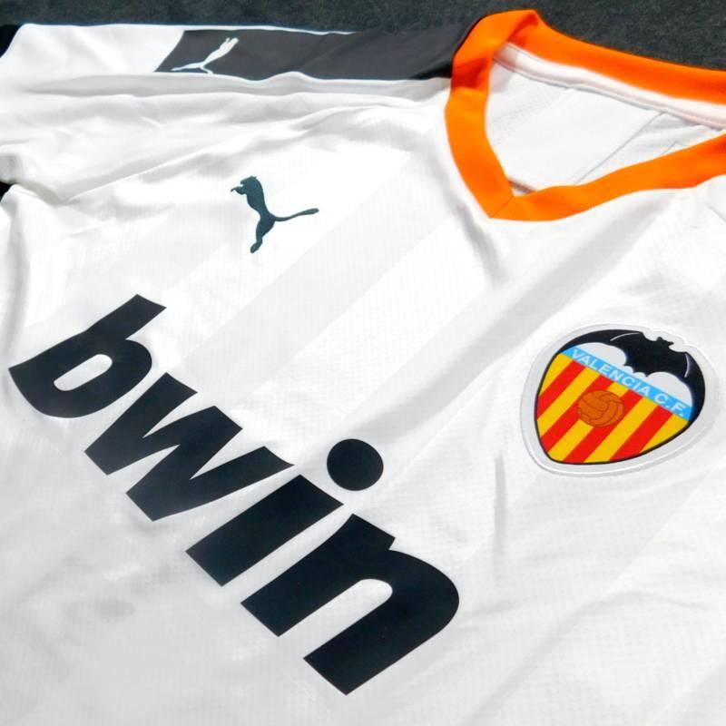 バレンシア　19　ホーム　半袖　ユニフォーム　PUMA　2019シーズン(正規品/メール便可/メーカーコード756180 01) | PUMA | 01