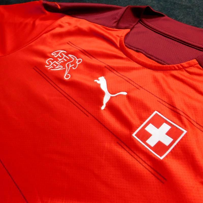 スイス代表　20　ホーム　半袖　ユニフォーム　PUMA　ユーロ2020（2021）(正規品/メール便可/メーカーコード756476 01) | PUMA | 01