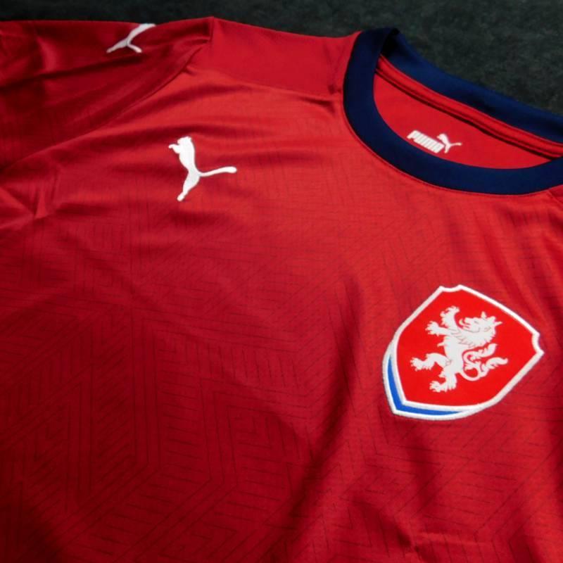 チェコ代表　20　ホーム　半袖　ユニフォーム　PUMA　ユーロ2020（2021）(正規品/メール便可/メーカーコード756493 01) | PUMA | 01