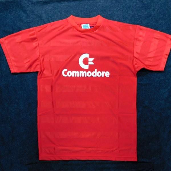 FCバイエルン　1985　ホーム　半袖　ユニフォーム　復刻モデル/Commodore(正規品/メール便可/メーカーコードBCOM85HPYSS) |  | 01