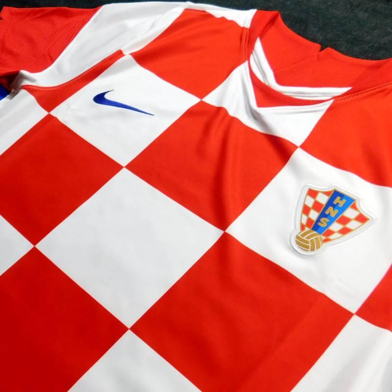 クロアチア代表　20　ホーム　半袖　ユニフォーム　NIKE　ユーロ2020（2021）(正規品/メール便可/メーカーコードCD0695 100) | NIKE | 01