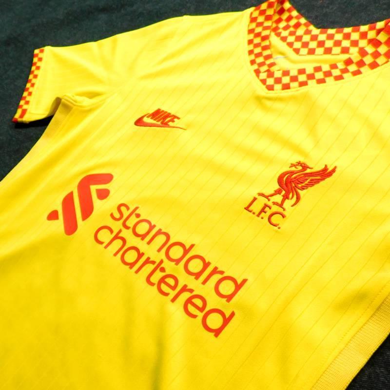 リバプール　21　3rd　半袖　ジュニアユニフォーム　NIKE　2021シーズン(正規品/メール便可/メーカーコードDB6246 704) | NIKE | 01