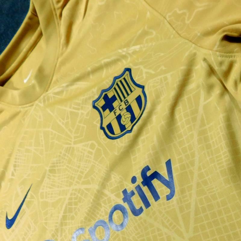 バルセロナ　22　アウェイ　半袖　ユニフォーム　NIKE　2022シーズン/スポンサーマーク付(正規品/メール便可/メーカーコードDJ7675 715) | NIKE | 01