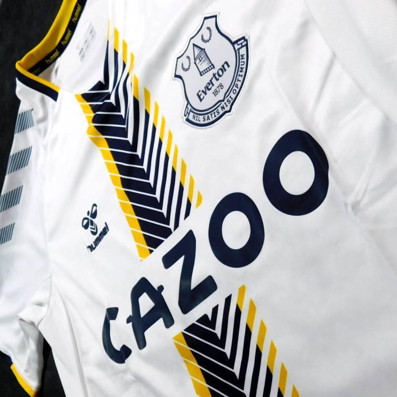 21-22シーズン　エバートンFC サードユニフォーム エヴァートン 21-22モデル | HUMMEL(ヒュンメル)｜SOCCER SHOP KAMO