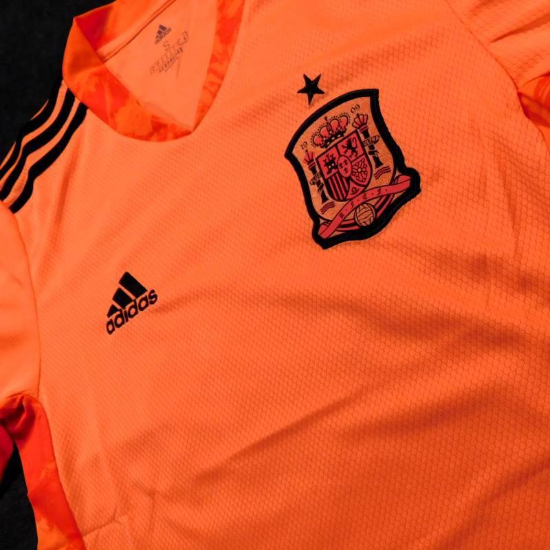 スペイン代表　20　ホーム・GK　半袖　ユニフォーム　ADIDAS　ユーロ2020（2021）(正規品/メール便可/メーカーコードFI6247) | adidas | 01