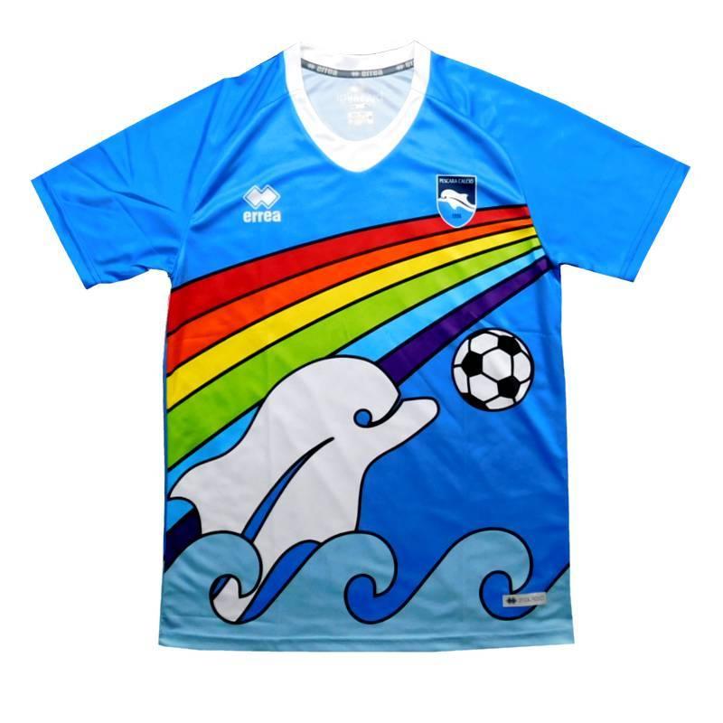 k*u様 新品正規品タグ付 ペスカーラ ユニフォーム errea デルフィーノペスカーラ1936 Special Edition Rainbow 半袖