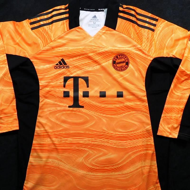 バイエルンミュンヘン　キミッヒ ユニフォーム Kemari87 KISHISPO / バイエルンミュンヘン 25-26 WIESN 半袖レプリカ