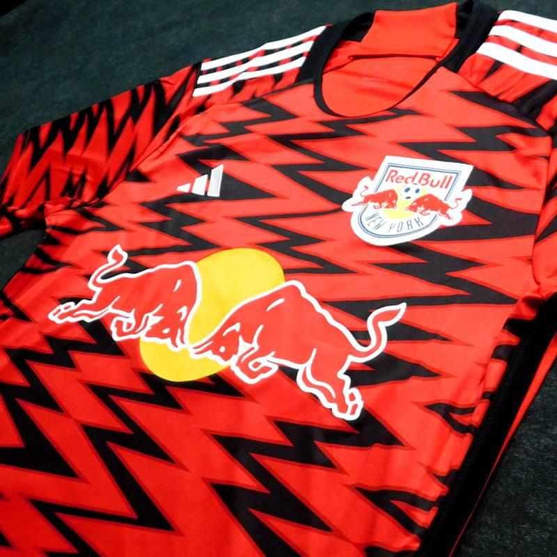 ニューヨークレッドブルズ　24　ホーム　半袖　ユニフォーム ADIDAS　2024シーズン(正規品/メール便可/メーカーコードHZ6201) | adidas | 01