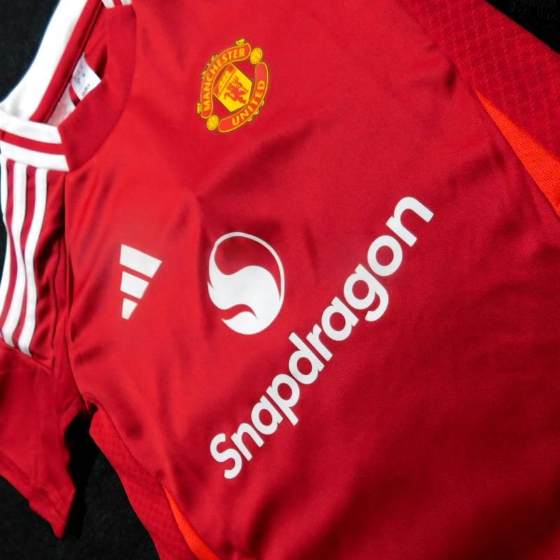 マンチェスターユナイテッド　24　ホーム　半袖　ミニキット/ジュニアユニフォーム・パンツ・ソックスセット　ADIDAS　2024シーズン(正規品/メール便可) | adidas | 01