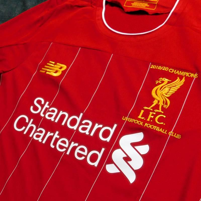 リバプール　19　ホーム　半袖　ジュニアユニフォーム　new balance　2019シーズン優勝記念モデル(正規品/メール便可/メーカーコードJT010010) | New Balance | 01