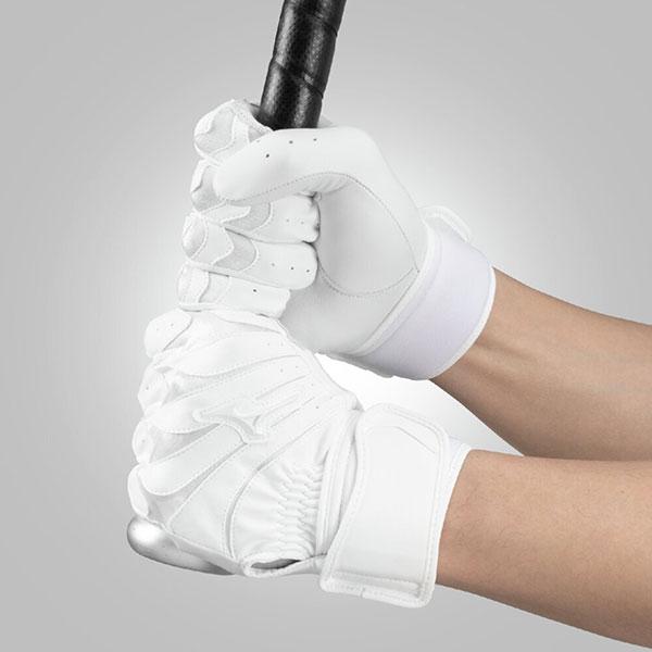 バッティンググローブ 社会人野球日本代表で使われたもの バッティング