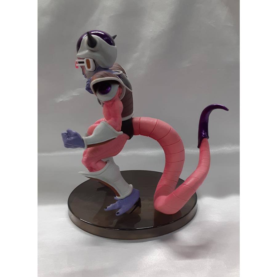 フリーザ 第一形態(フルカラー) BANPRESTO WORLD FIGURE COLOSSEUM