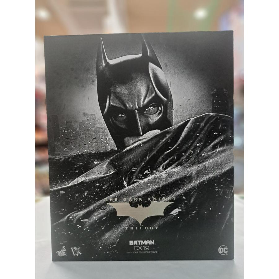 バットマン 1/6 アクションフィギュア 2.0版 ダークナイト ライジング ムービー・マスターピースDX ホットトイズ | 