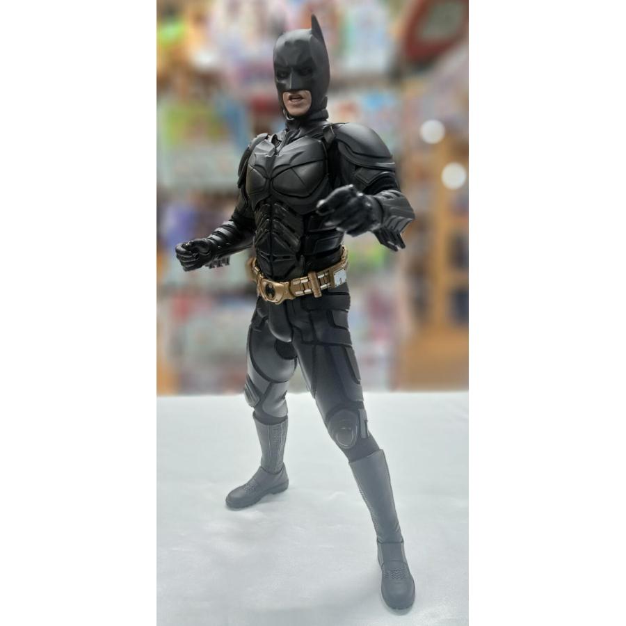 バットマン 1/6 アクションフィギュア 2.0版 ダークナイト ライジング ムービー・マスターピースDX ホットトイズ |  | 05