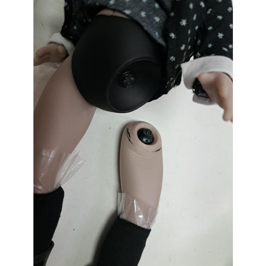 ジャンク品 ウェンズデー・アダムス with ハンド Wednesday アダムス・ファミリー フィギュア |  | 02