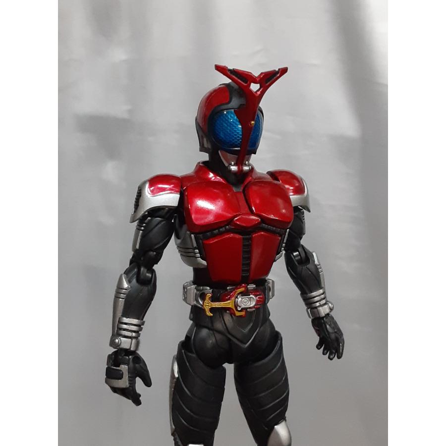 仮面ライダーカブト ライダーフォーム S.H.Figuarts 真骨彫製法 仮面ライダーカブト フィギュア |  | 04