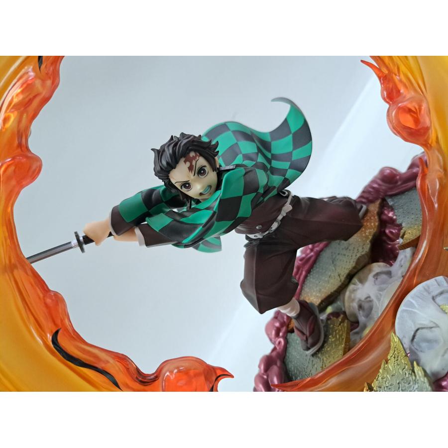 竈門炭治郎 ヒノカミ神楽 碧羅の天 1/8 フィギュア 鬼滅の刃 ANIPLEX |  | 01