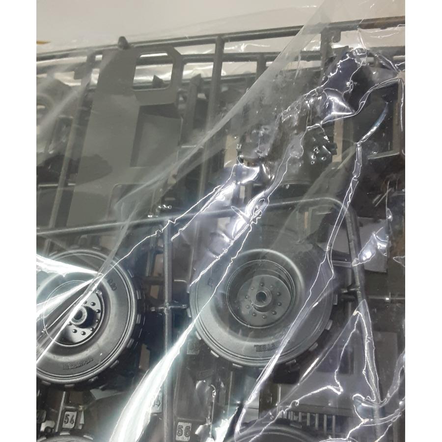 1/35 OSHKOSH M977 HEMTT 8×8 CARGO TRUCK カーゴトラック Revell 03012 プラモデル 未組立品 |  | 08